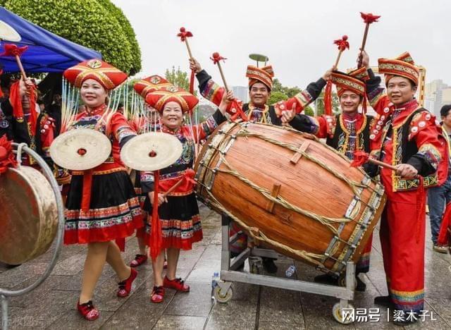 民俗杂占黄历_杂然而前陈者的杂然_杂酱面的杂酱怎么做