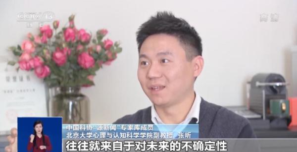 手相什么书好_看手相女生哪个手_买面相和手相的书好吗女生