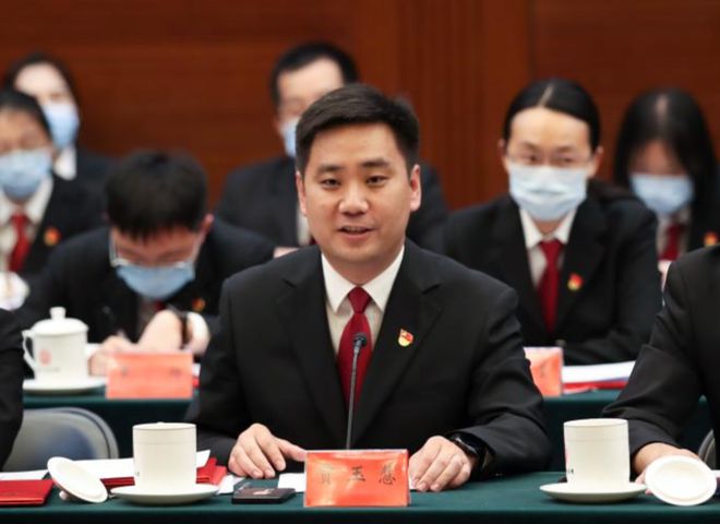 法官助理主要成绩_法官助理政治历史怎么写_法官助理的政治历史